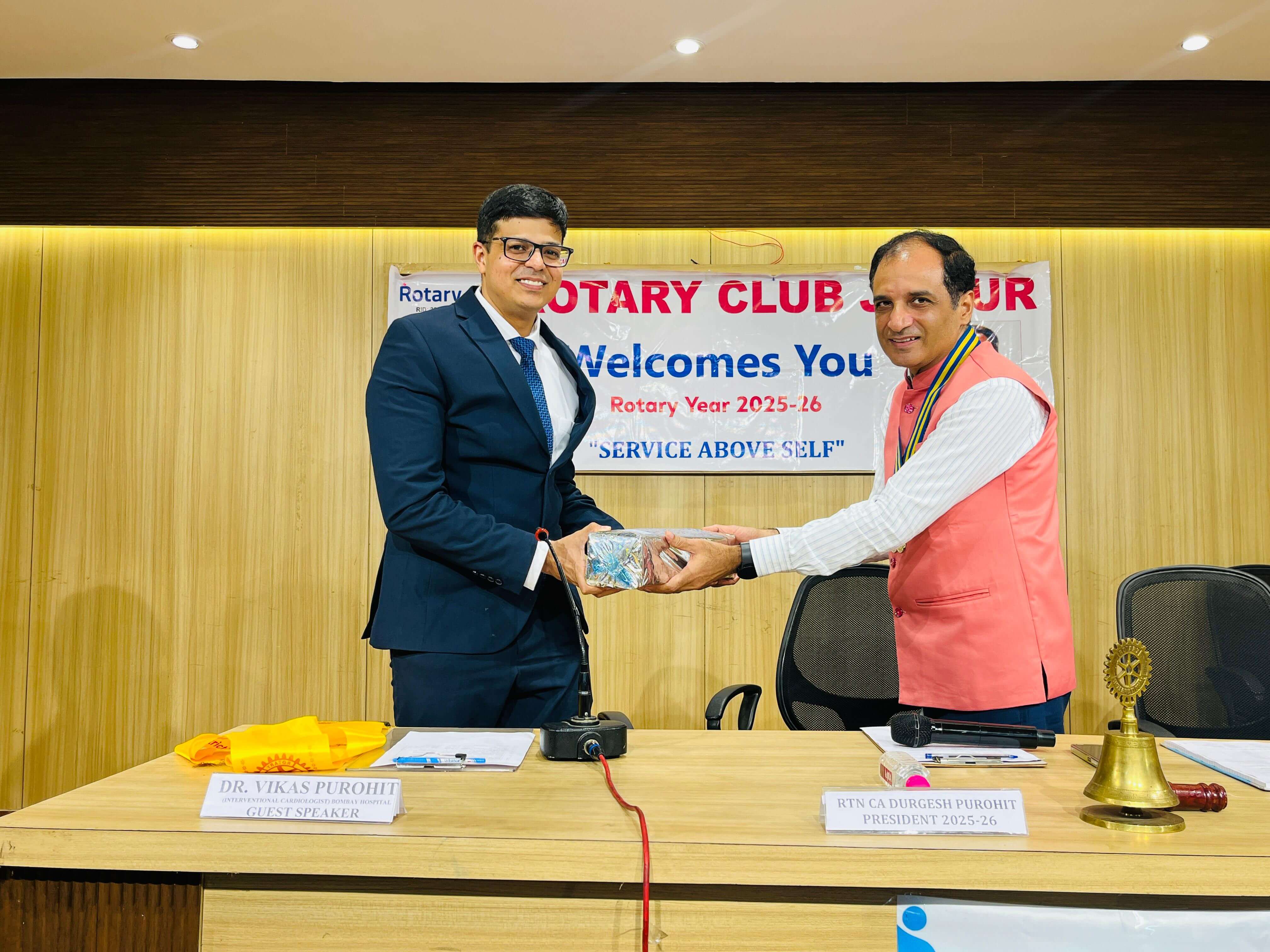 Felicitation-by-Agrawal-Samaaj1